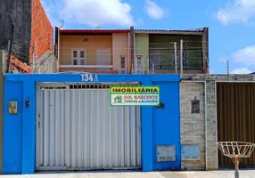 Foto 1 de Casa de Condomínio com 2 Quartos à venda, 70m² em Jangurussu, Fortaleza