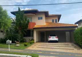 Foto 1 de Casa de Condomínio com 3 Quartos à venda, 260m² em Loteamento Portal do Sol I, Goiânia