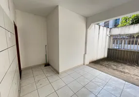 Foto 1 de Casa com 3 Quartos para alugar, 110m² em Jaburuna, Vila Velha