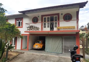 Foto 1 de Casa com 4 Quartos à venda, 130m² em Parque do Ingá, Teresópolis