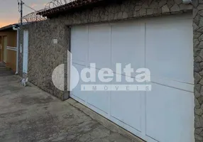 Foto 1 de Casa com 3 Quartos à venda, 189m² em Planalto, Uberlândia