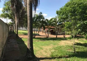 Foto 1 de Fazenda/Sítio com 5 Quartos à venda, 682m² em Portal das Laranjeiras, Araraquara