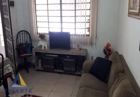 Foto 1 de Casa com 2 Quartos à venda, 60m² em Quitaúna, Osasco