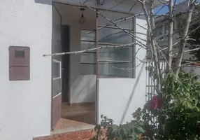 Foto 1 de Casa com 2 Quartos à venda, 85m² em Vila Mazzei, São Paulo