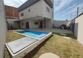 Foto 1 de Sobrado com 3 Quartos à venda, 140m² em Jardim Helvécia, Aparecida de Goiânia