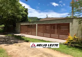 Foto 1 de Casa com 4 Quartos à venda, 210m² em Praia do Lazaro, Ubatuba