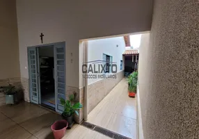 Foto 1 de Casa com 4 Quartos à venda, 211m² em Jardim Brasília, Uberlândia