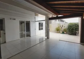 Foto 1 de Casa de Condomínio com 5 Quartos à venda, 214m² em JARDIM ERMIDA II, Jundiaí