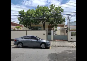 Foto 1 de Casa com 5 Quartos à venda, 250m² em  Vila Valqueire, Rio de Janeiro
