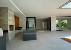 Foto 1 de Casa de Condomínio com 4 Quartos à venda, 860m² em Barra da Tijuca, Rio de Janeiro