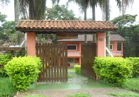 Foto 1 de Fazenda/Sítio com 4 Quartos à venda, 247m² em Jardim Salete, Aracoiaba da Serra