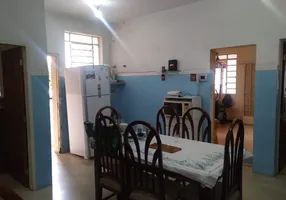 Foto 1 de Casa com 3 Quartos à venda, 158m² em Santo André, Belo Horizonte