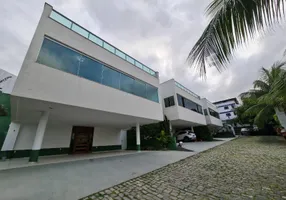 Foto 1 de Casa de Condomínio com 3 Quartos para venda ou aluguel, 250m² em Cancela Preta, Macaé