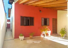 Foto 1 de Casa com 3 Quartos à venda, 110m² em Borda da Mata, Caçapava