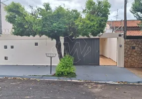 Foto 1 de Casa com 2 Quartos à venda, 233m² em Jardim Martinez, Araraquara