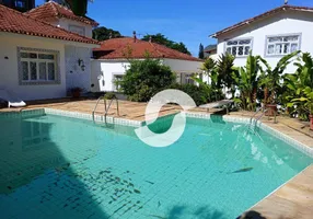 Foto 1 de Casa com 6 Quartos à venda, 600m² em Itacoatiara, Niterói