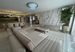 Foto 1 de Apartamento com 4 Quartos à venda, 300m² em Centro, Tubarão