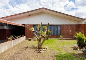 Foto 1 de Casa com 3 Quartos à venda, 210m² em Estancia Pinhais, Pinhais