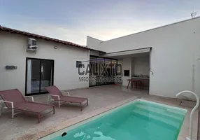 Foto 1 de Casa com 3 Quartos à venda, 170m² em Jardim Europa, Uberlândia