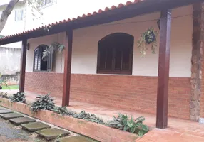 Foto 1 de Sobrado com 5 Quartos à venda, 215m² em Grecco, Vassouras