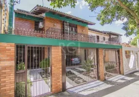 Foto 1 de Casa com 3 Quartos à venda, 444m² em Santana, Porto Alegre