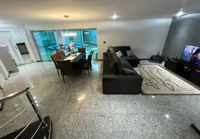 Foto 1 de Casa de Condomínio com 3 Quartos à venda, 399m² em Vila Zezé, Jacareí