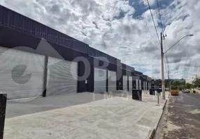 Foto 1 de Galpão/Depósito/Armazém à venda, 216m² em Gávea Sul, Uberlândia
