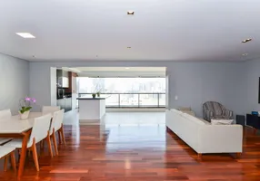 Foto 1 de Apartamento com 3 Quartos à venda, 167m² em Granja Julieta, São Paulo