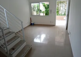 Foto 1 de Sobrado com 2 Quartos para alugar, 80m² em Enseada, Guarujá