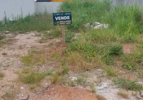 Foto 1 de Lote/Terreno à venda, 200m² em Lagoa, Macaé