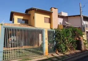 Foto 1 de Casa de Condomínio com 4 Quartos à venda, 190m² em Residencial Terras do Barão, Campinas