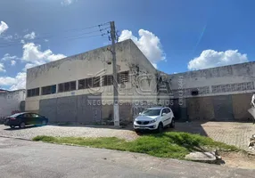 Foto 1 de Galpão/Depósito/Armazém à venda, 1500m² em América, Aracaju