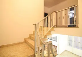 Foto 1 de Sobrado com 3 Quartos à venda, 300m² em Jardim da Glória, São Paulo