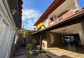 Foto 1 de Casa com 3 Quartos à venda, 167m² em Garatucaia, Angra dos Reis