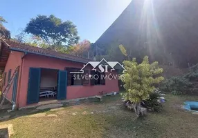 Foto 1 de Apartamento com 3 Quartos à venda, 90m² em Araras, Petrópolis