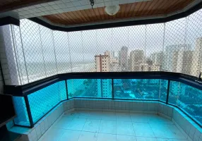 Foto 1 de Apartamento com 3 Quartos à venda, 128m² em Balneário Maracanã, Praia Grande