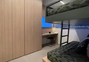 Foto 1 de Apartamento com 3 Quartos à venda, 65m² em Barra da Tijuca, Rio de Janeiro