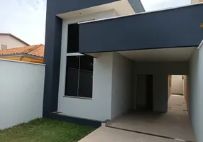 Foto 1 de Casa com 3 Quartos à venda, 106m² em Jardim Europa, Goiânia