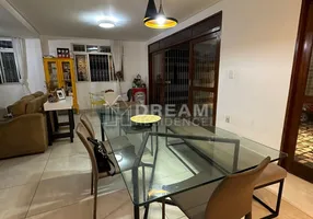 Foto 1 de Casa com 3 Quartos à venda, 225m² em Hipódromo, Recife