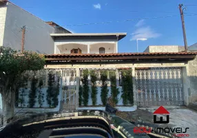 Foto 1 de Sobrado com 4 Quartos para alugar, 234m² em Jardim Medina, Poá