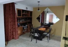 Foto 1 de Apartamento com 3 Quartos para alugar, 150m² em Santo Amaro, Recife