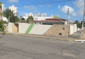 Foto 1 de Casa com 4 Quartos à venda, 220m² em Capim Macio, Natal