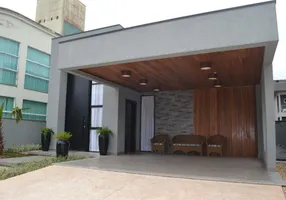 Foto 1 de Casa de Condomínio com 3 Quartos à venda, 162m² em Santa Regina, Camboriú