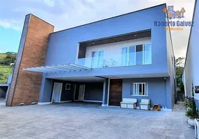 Foto 1 de Casa de Condomínio com 4 Quartos à venda, 349m² em Cônego, Nova Friburgo