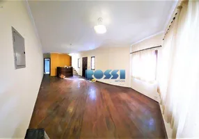 Foto 1 de Casa com 3 Quartos à venda, 250m² em Vila Paiva, São Paulo