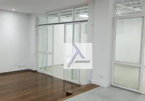 Foto 1 de Imóvel Comercial com 1 Quarto para alugar, 230m² em Vila São Francisco, São Paulo