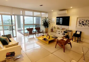 Foto 1 de Apartamento com 3 Quartos para alugar, 154m² em Itanhangá, Rio de Janeiro