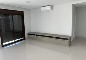 Foto 1 de Apartamento com 3 Quartos para alugar, 285m² em Green Valley Alphaville, Barueri