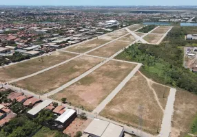 Foto 1 de Lote/Terreno com 1 Quarto para venda ou aluguel, 198m² em Centro, Maracanaú