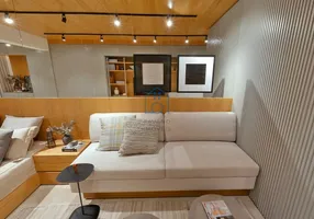 Foto 1 de Apartamento com 1 Quarto à venda, 33m² em Vila Cordeiro, São Paulo